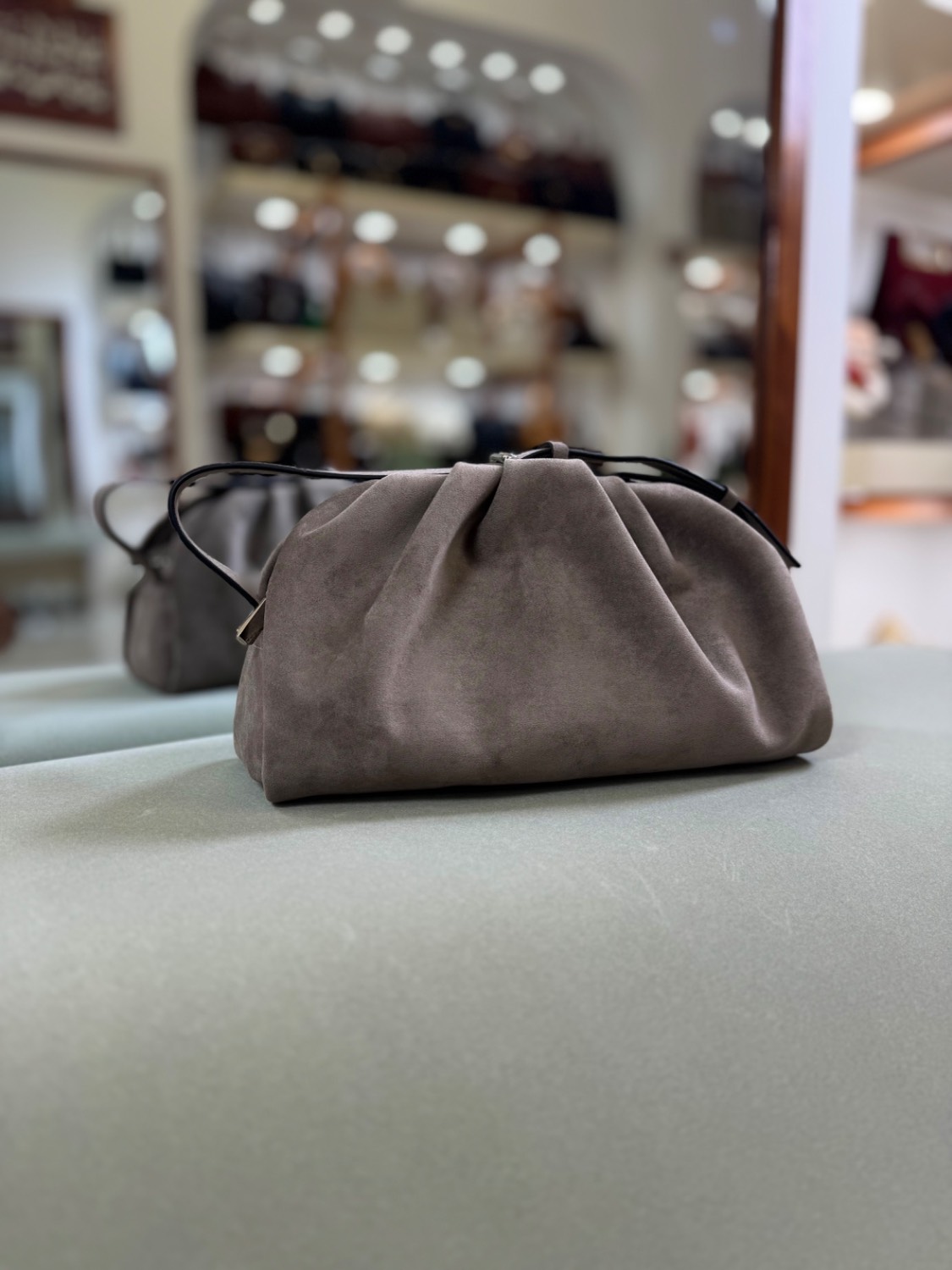 کیف زنانه مدل کلاچ بگ کرم اشبالت