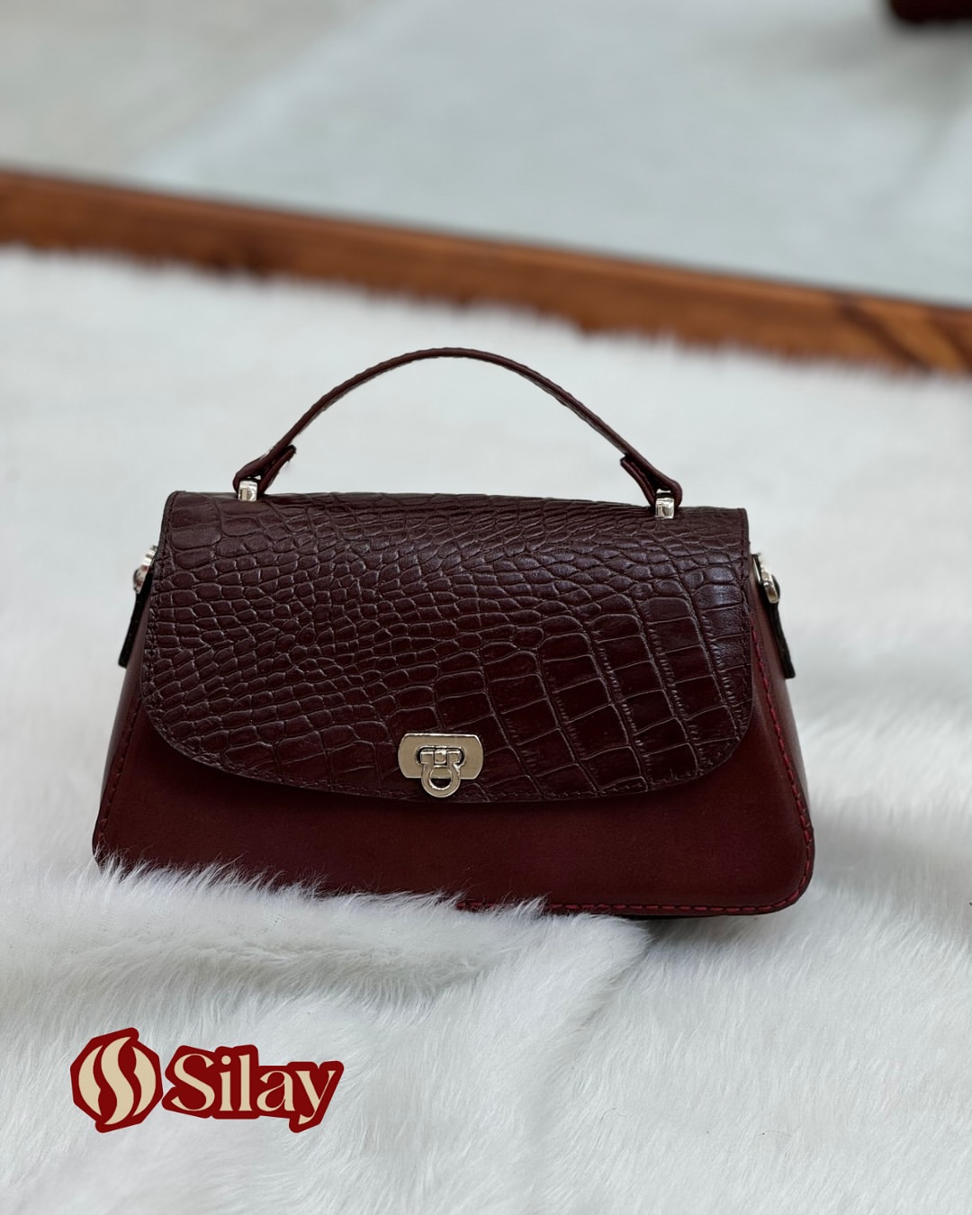 کیف چرم طبیعی گاوی زنانه