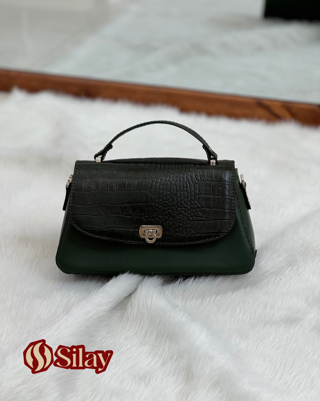 کیف چرم طبیعی گاوی زنانه