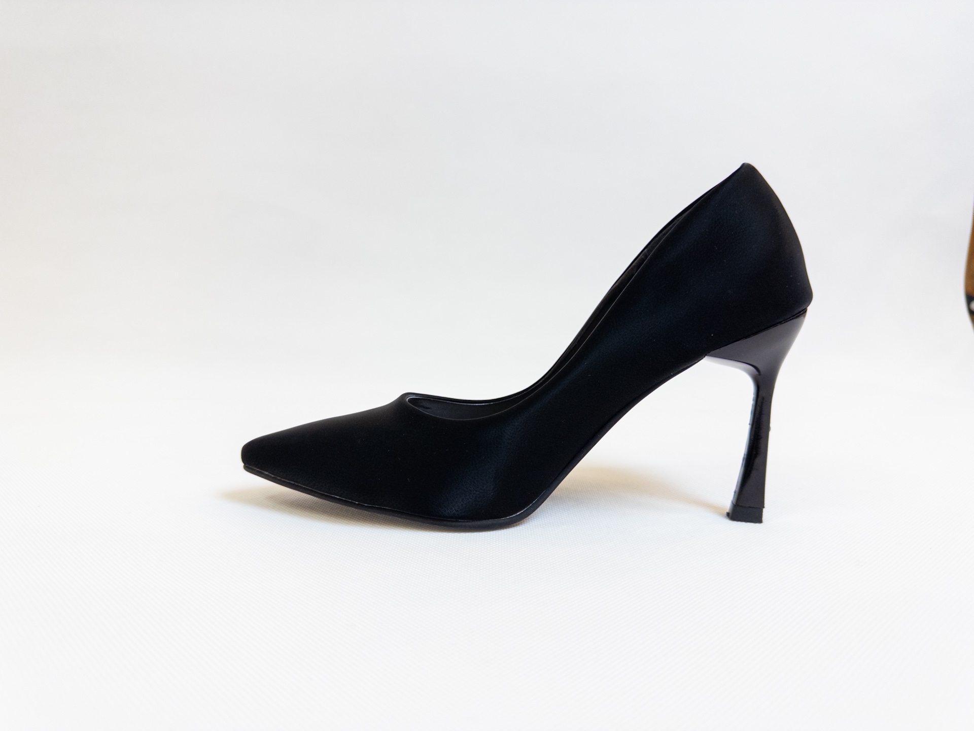 کفش مجلسی زنانه استیلتو ساده جنس ساتن ترک مشکی