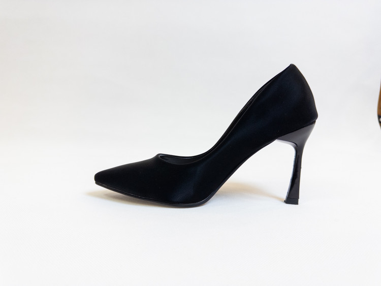 کفش مجلسی زنانه استیلتو ساده جنس ساتن ترک مشکی