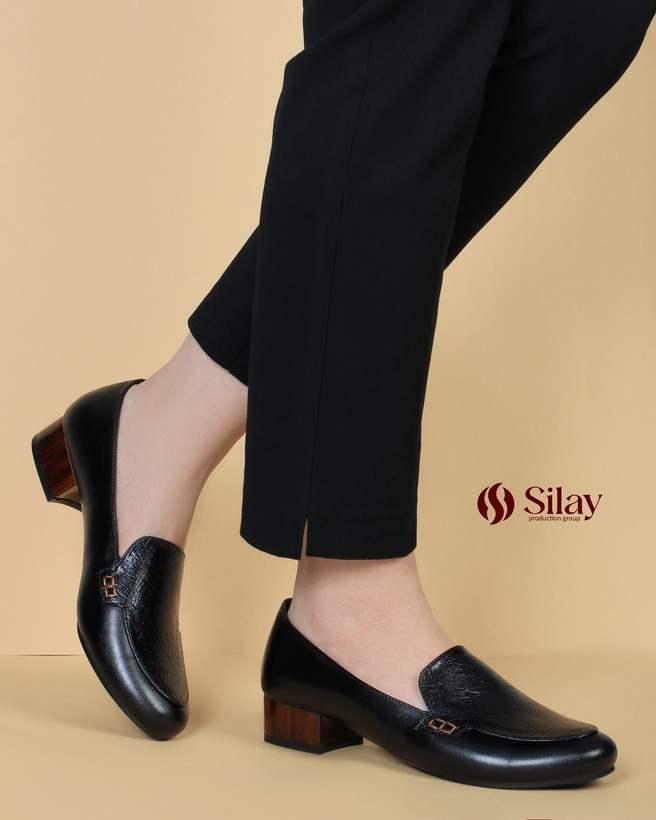 کفش زنانه مدل پاشنه چوبی کد 83 پاشنه 4 سانتی