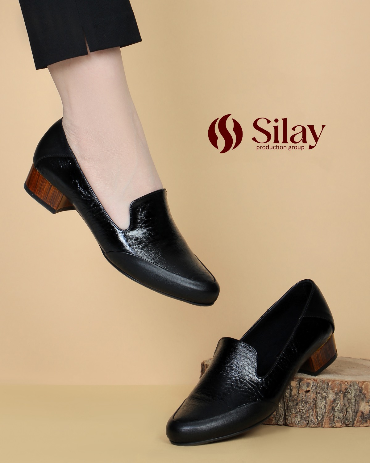 کفش زنانه مدل پاشنه چوبی کد 83 پاشنه 4 سانتی ساده بدون دوخت