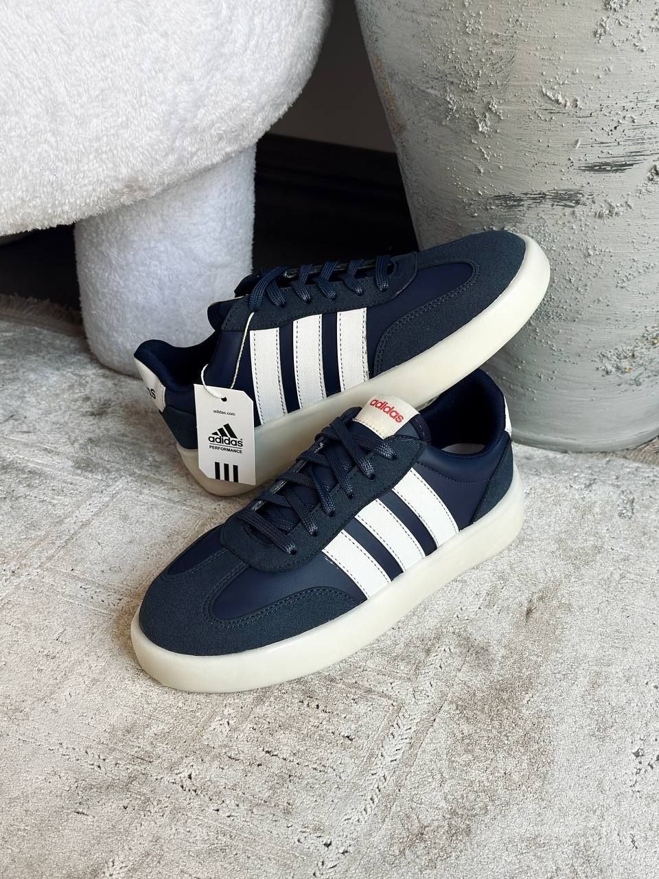 اسپورت سامبا دخترونه سرمه ای سفید