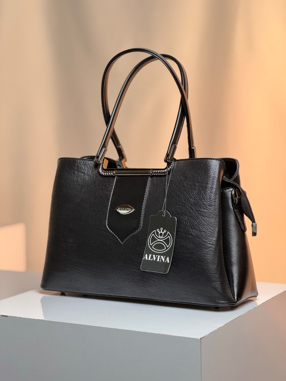 کیف زنانه چرم صنعتی وارداتی رنگ مشکی