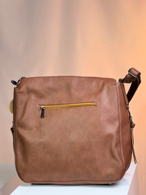 کیف زنانه چرم وارداتی برند هاتیج کد 270 رنگ بندی قهوه ای