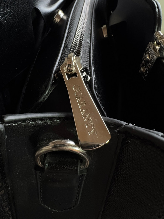 کیف زنانه چرم وارداتی ترک مدل برشکا دارای گارانتی مشکی