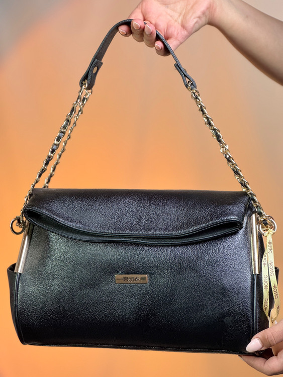 کیف زنانه چرم صنعتی وارداتی برند هاتیج کد 319 رنگ مشکی