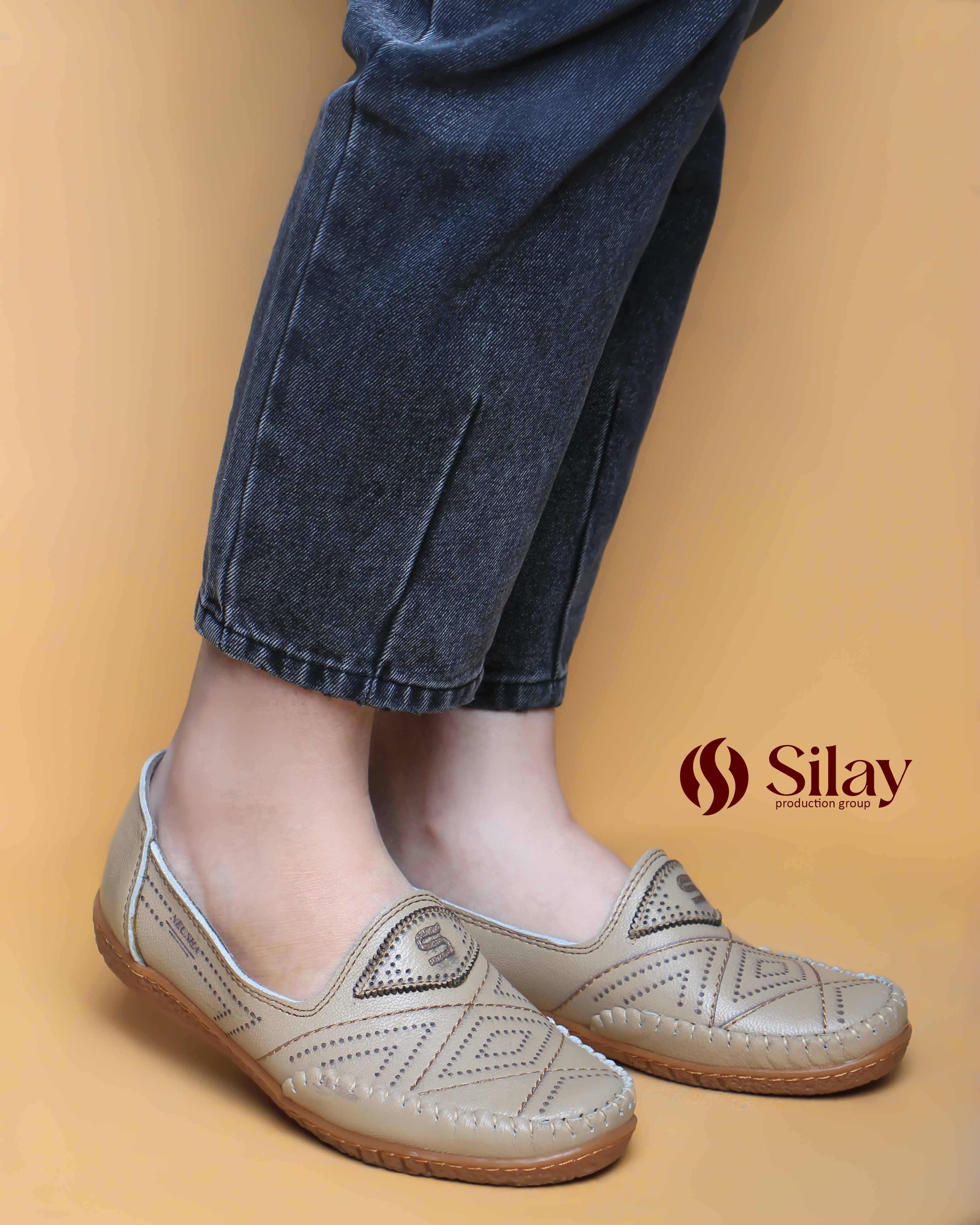 کالج طبی زنانه چرم طبیعی دست دوز | مشکی، کرم و عسلی